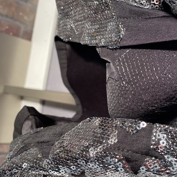 XOXO dress: A-line V-neck mini w silver sequins lined w black stars - L - Picture 12 of 16